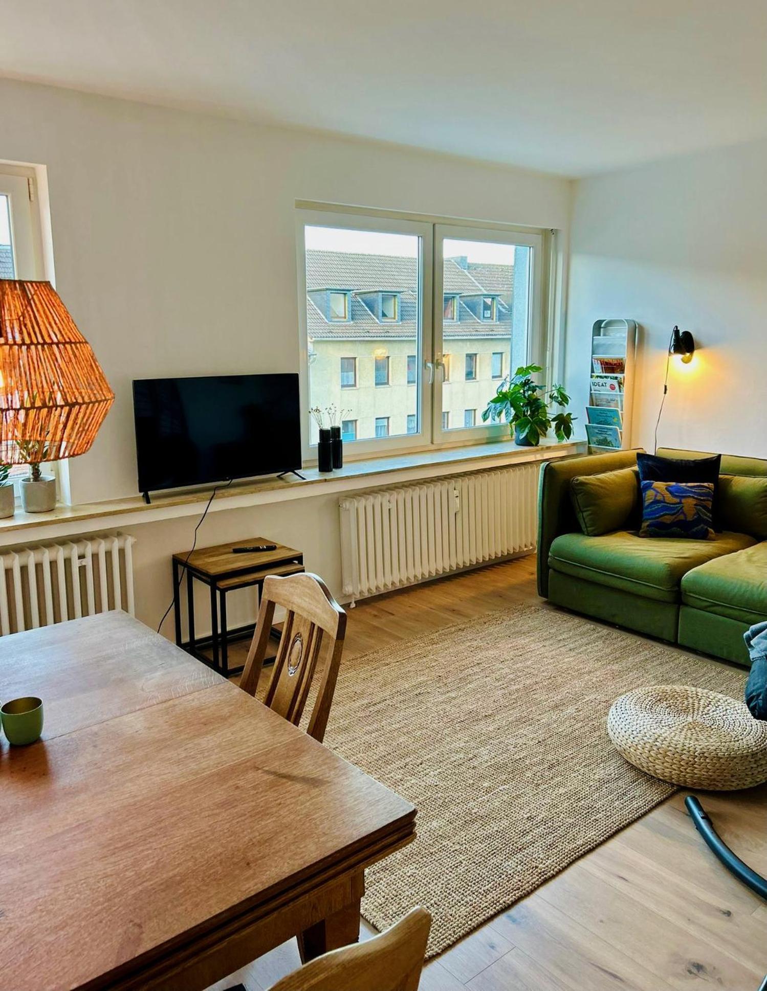 Feelslikehome - Wunderschoene Und Zentrale Wohnung Mit Balkon&Parkplatz โบคุห์ม ภายนอก รูปภาพ
