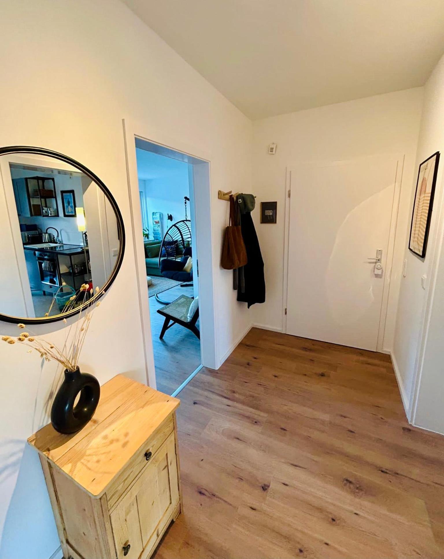 Feelslikehome - Wunderschoene Und Zentrale Wohnung Mit Balkon&Parkplatz โบคุห์ม ภายนอก รูปภาพ
